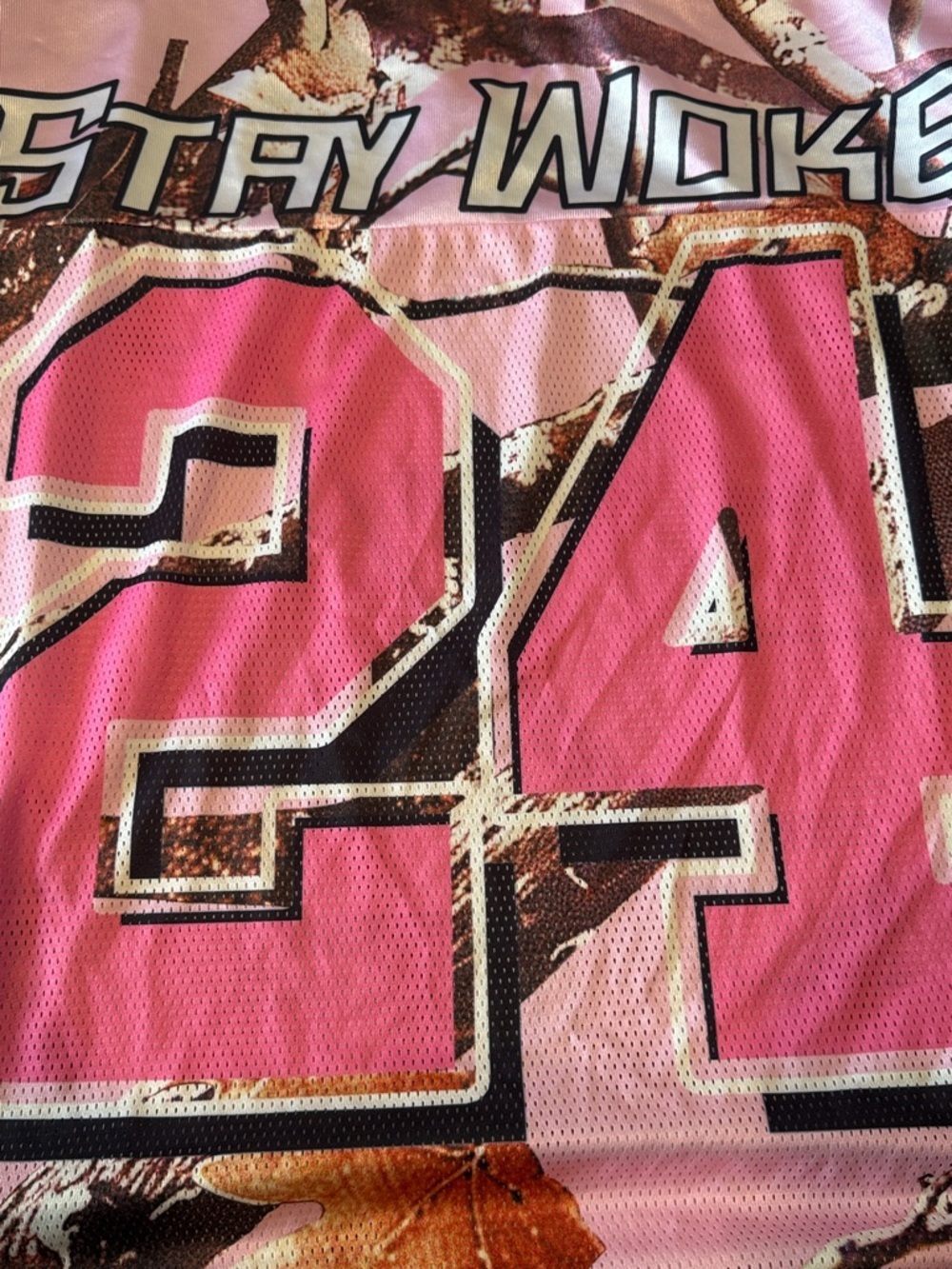 ROMWE "Stay Woke" Pink Camo Graphic Jersey NWT - Size Large - Picture 9 of 12